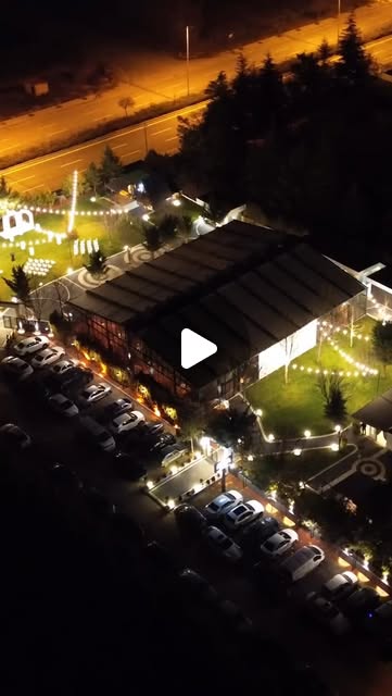 Atria İncek’in gece ışıkları altında havadan görünümü